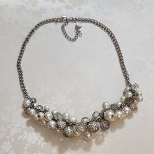 Pearl Bubble Necklace